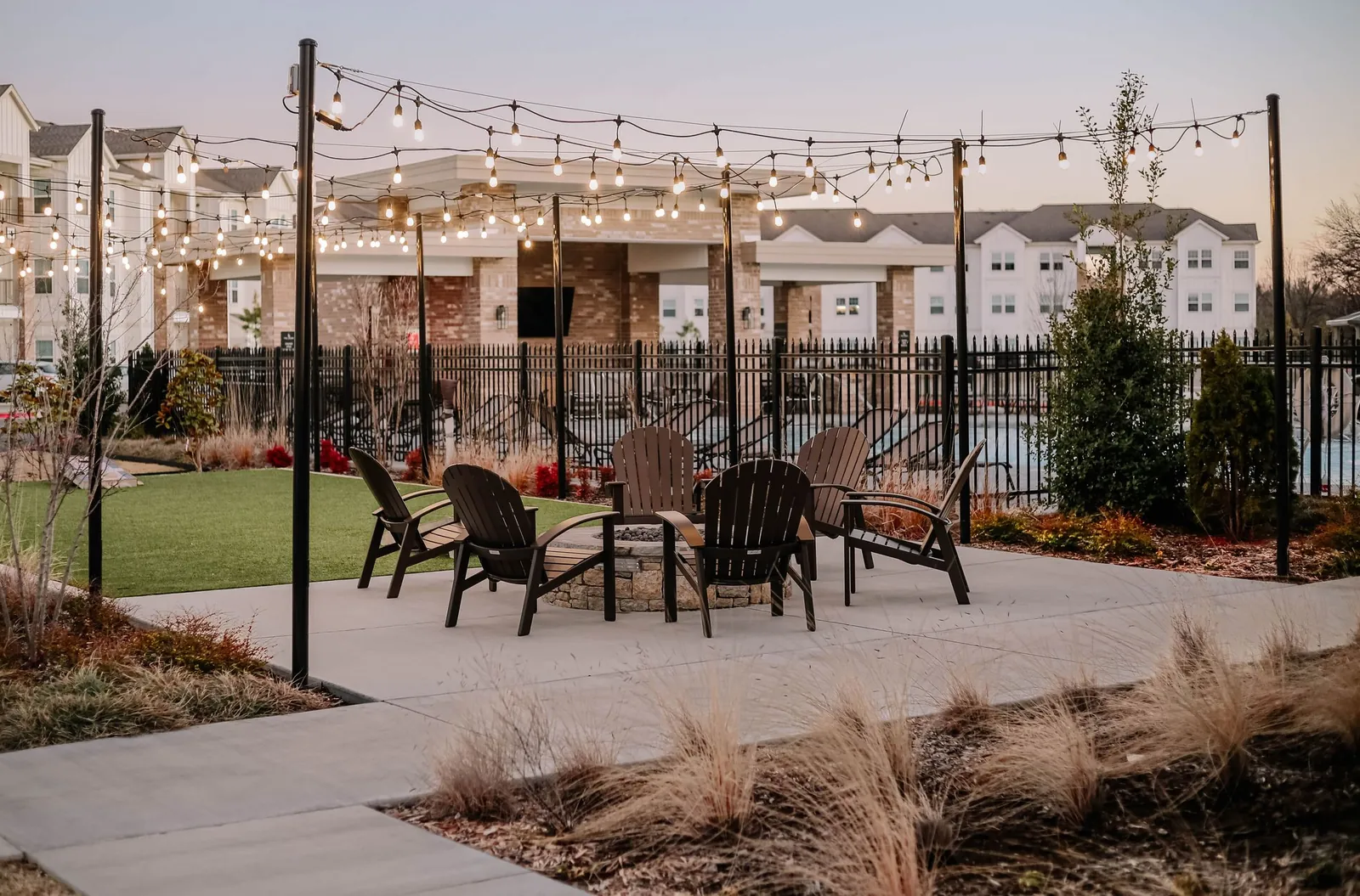 The Geary Avenue patio at dusk
